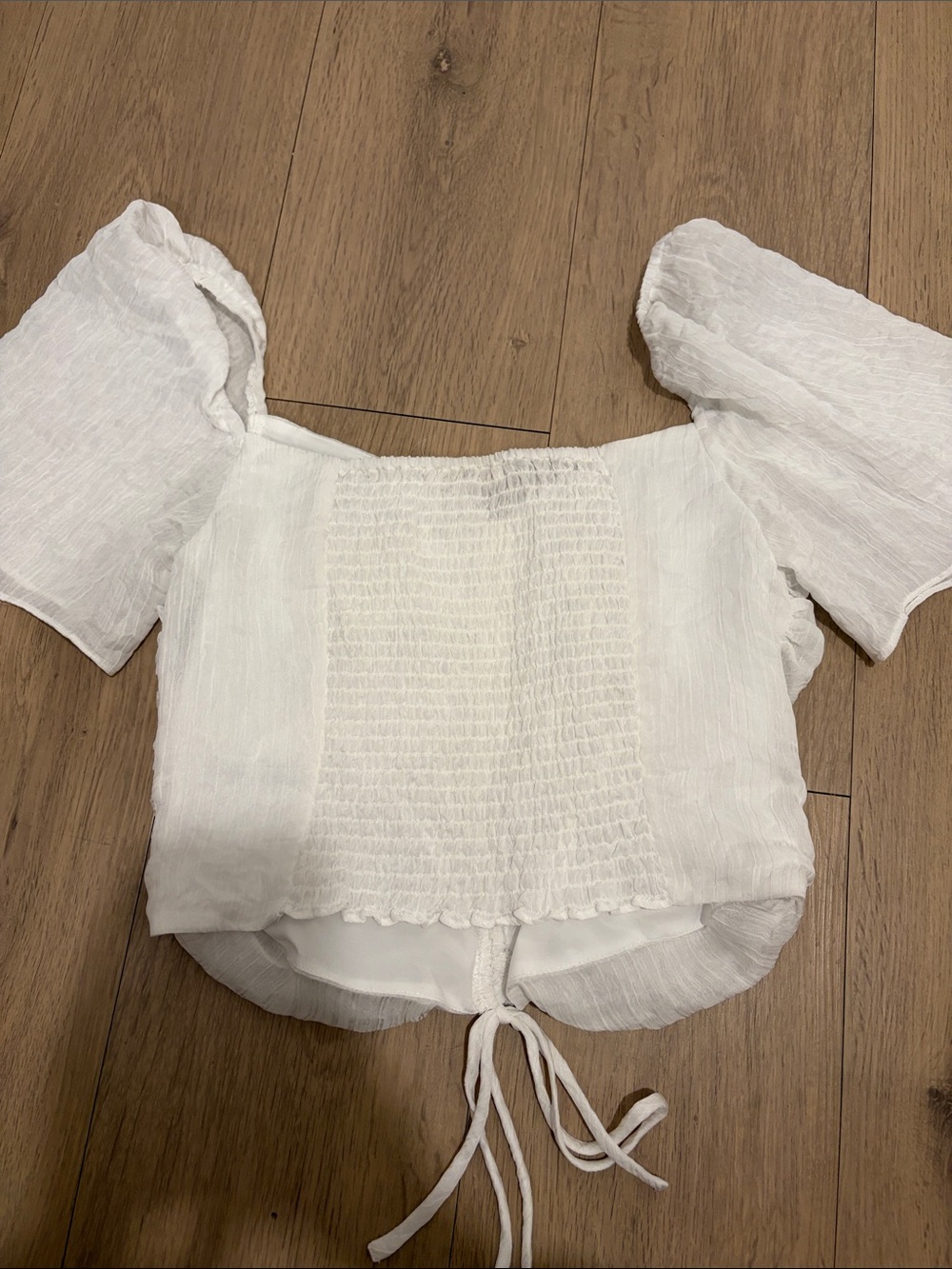 Wayf White Ruched Drawstring Puff-Sleeve Crop Top - Picture 2 of 3